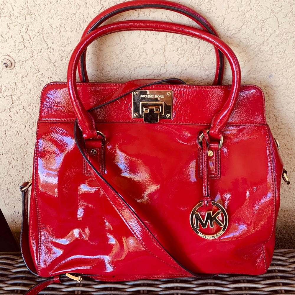 NEW Michael Kors patent leather shoulder bag
